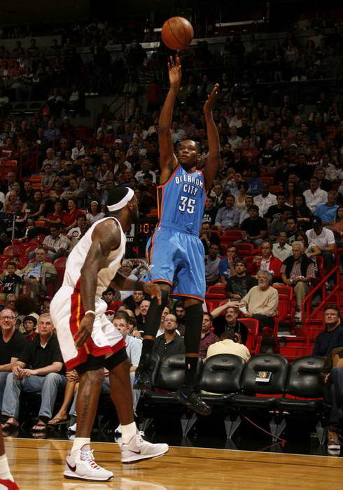 传射建功 传射建功